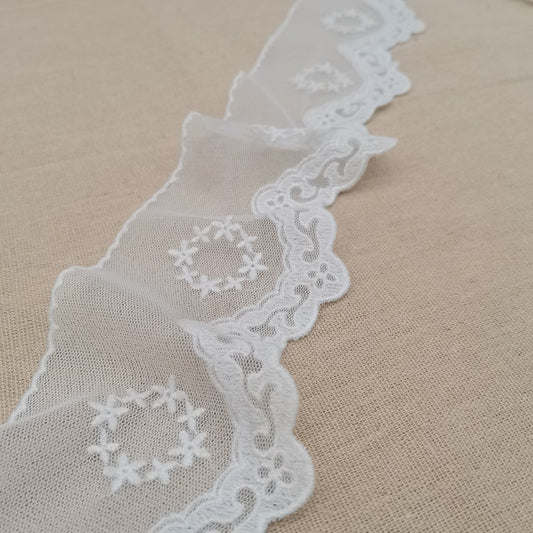 8CM white scallope tulle embroidery lace trim