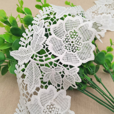Lace Trim White Leaf Exquisite Flower Embroidered Lace Fabric Lace Trim White Leaf Exquisite Flower Embroidered Lace Fabric