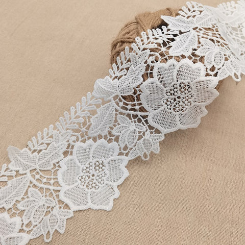 Lace Trim White Leaf Exquisite Flower Embroidered Lace Fabric Lace Trim White Leaf Exquisite Flower Embroidered Lace Fabric