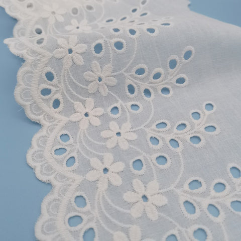14cm/5.5" Anglaise cotton eyelet lace trim, embroidery white cotton lace trim, sewing lace, cotton lace trim by the yard 14cm/5.5" Anglaise cotton eyelet lace trim, embroidery white cotton lace trim, sewing lace, cotton lace trim by the yard