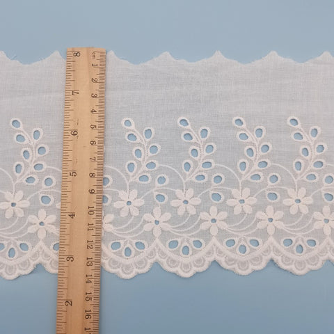 14cm/5.5" Anglaise cotton eyelet lace trim, embroidery white cotton lace trim, sewing lace, cotton lace trim by the yard 14cm/5.5" Anglaise cotton eyelet lace trim, embroidery white cotton lace trim, sewing lace, cotton lace trim by the yard